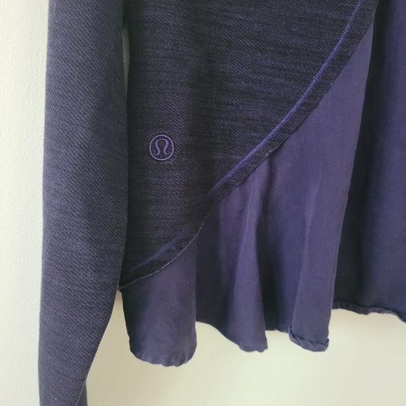 Lululemon Pull Me Over Hoodie Purple Size 4 French Terry Hooded Sweater - Picture 8 of 8